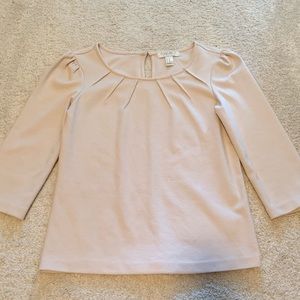 Forever 21 Blouse, perfect for fall or winter. Work or dinner wear.